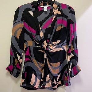 EUC Diane Von Furstenberg Printed Blouse Sz. 0